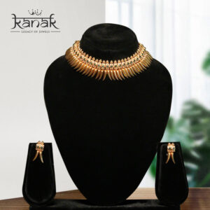 royal heritage gold spike choker set